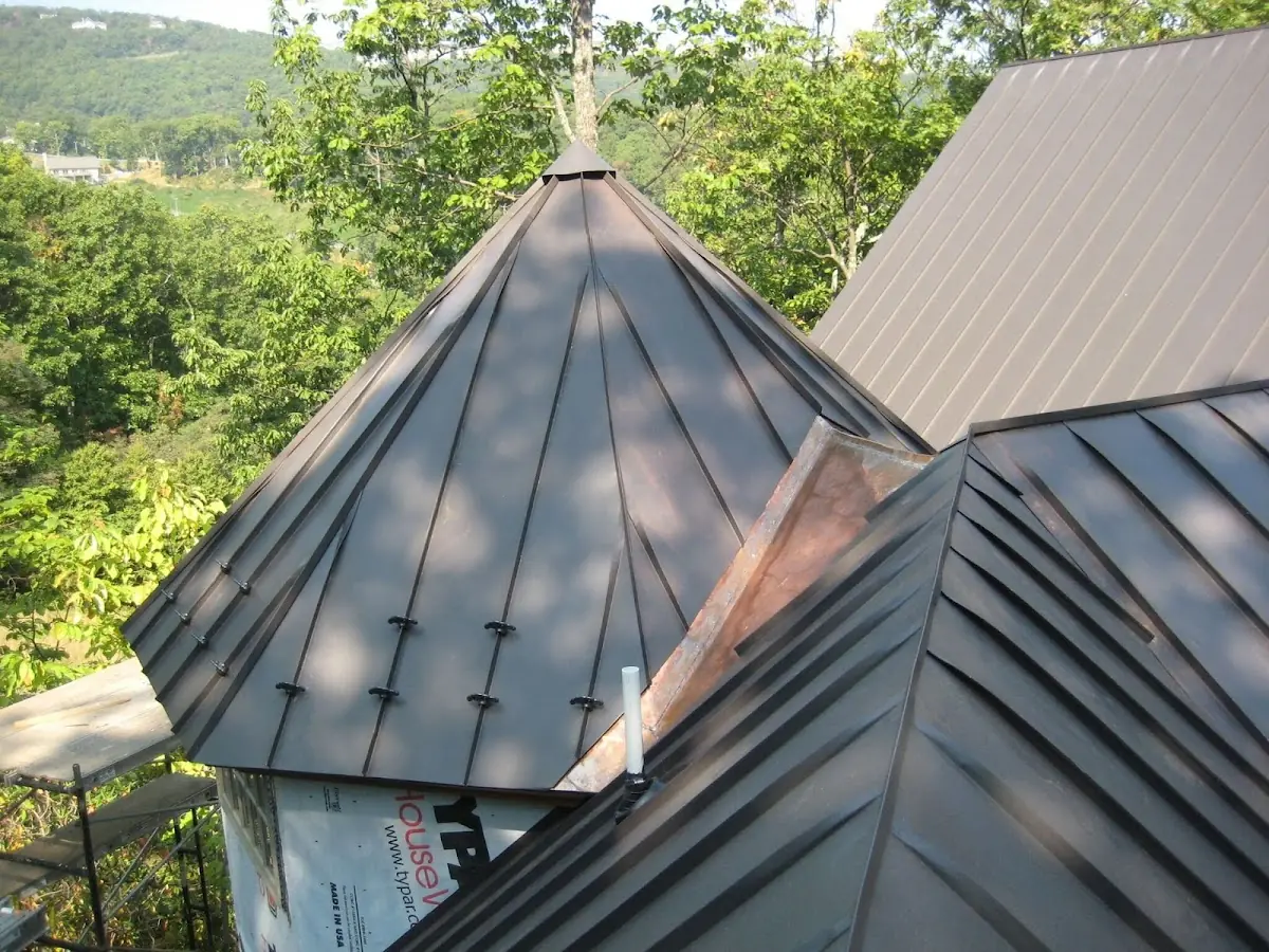 Professional Roof Tarp Installation by Craftsman Roofing in Verona